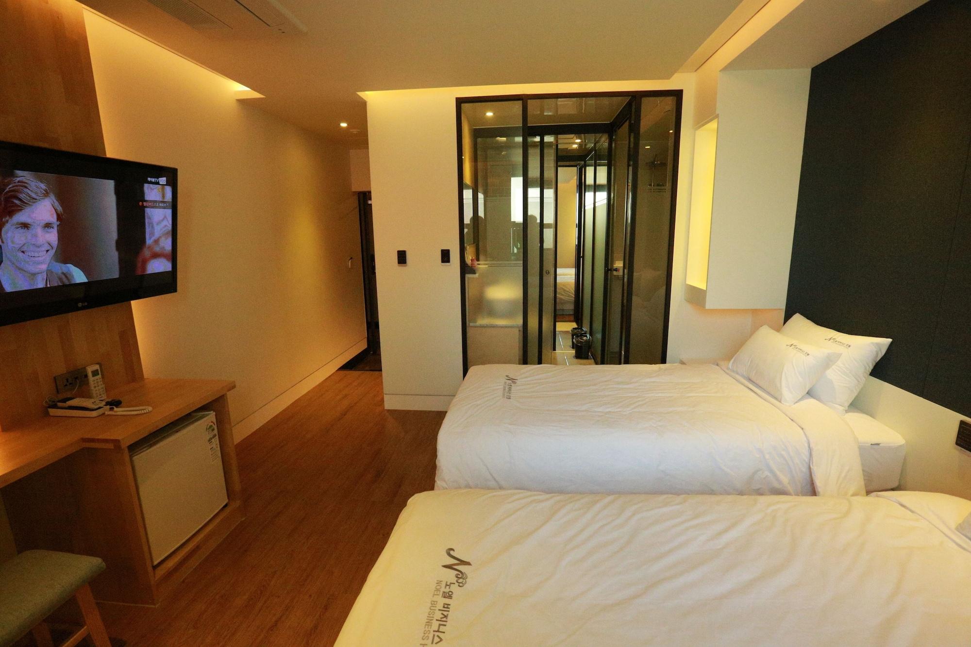 Noel Business Hotel Puszan Kültér fotó